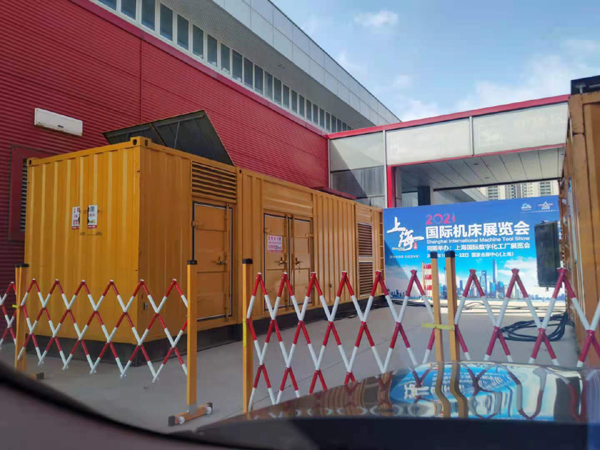 拉萨发电车出租-发电机无电压或电压太低怎么办？
