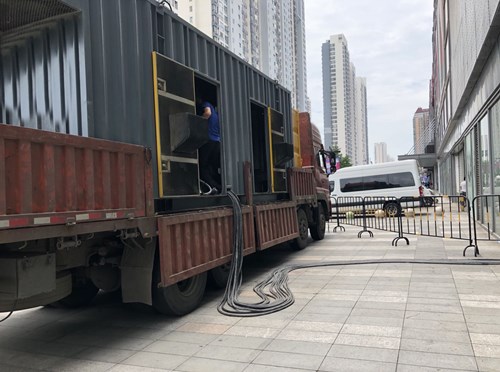 拉萨低温环境下，柴油发电机组电池充满电的具体时间受哪些因素影响？
